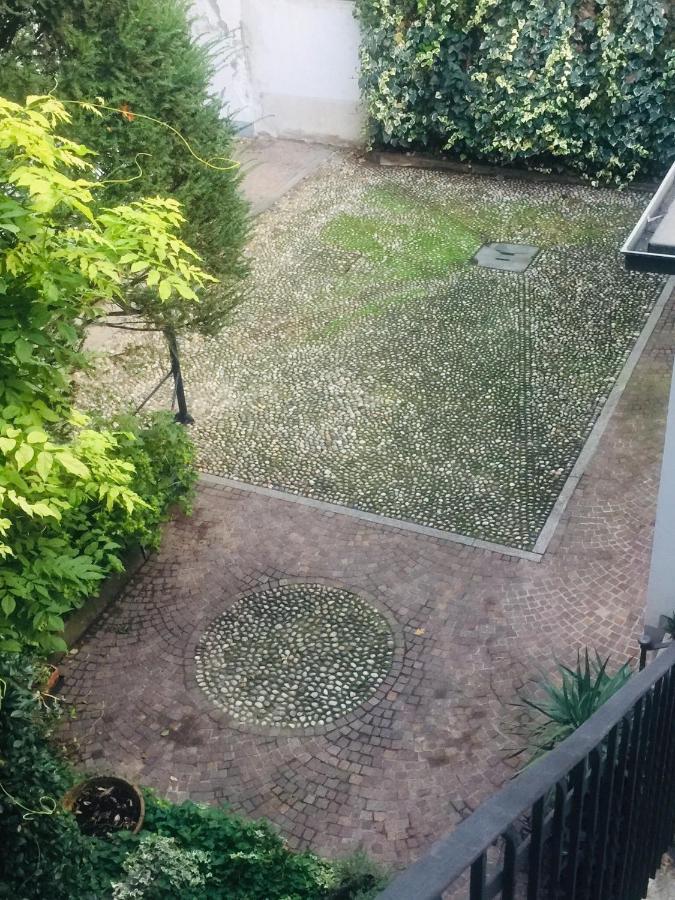 Delizioso Appartamento In Corte Vittuone Exteriér fotografie